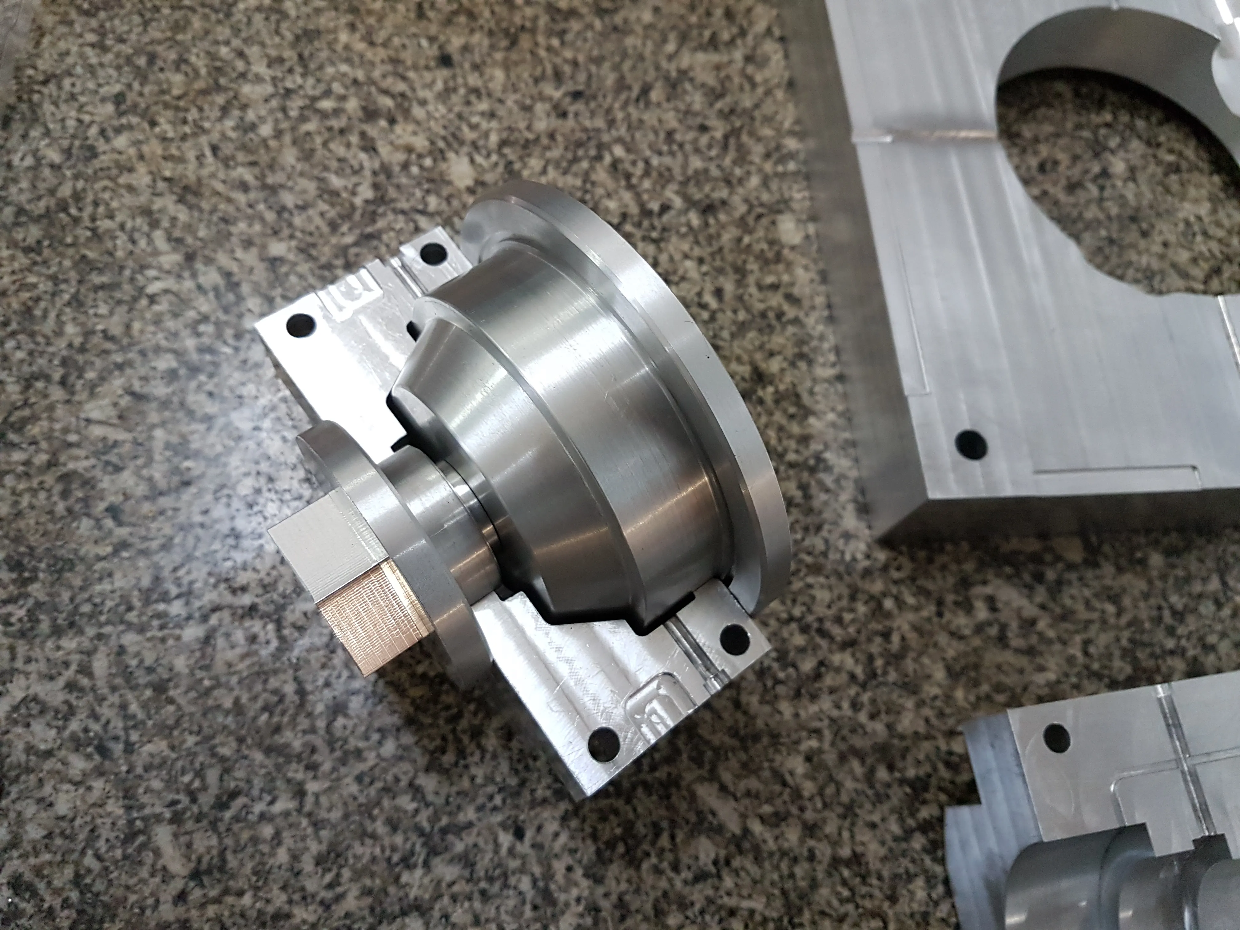 Realizacja przemysłowa Machines Manufacturing