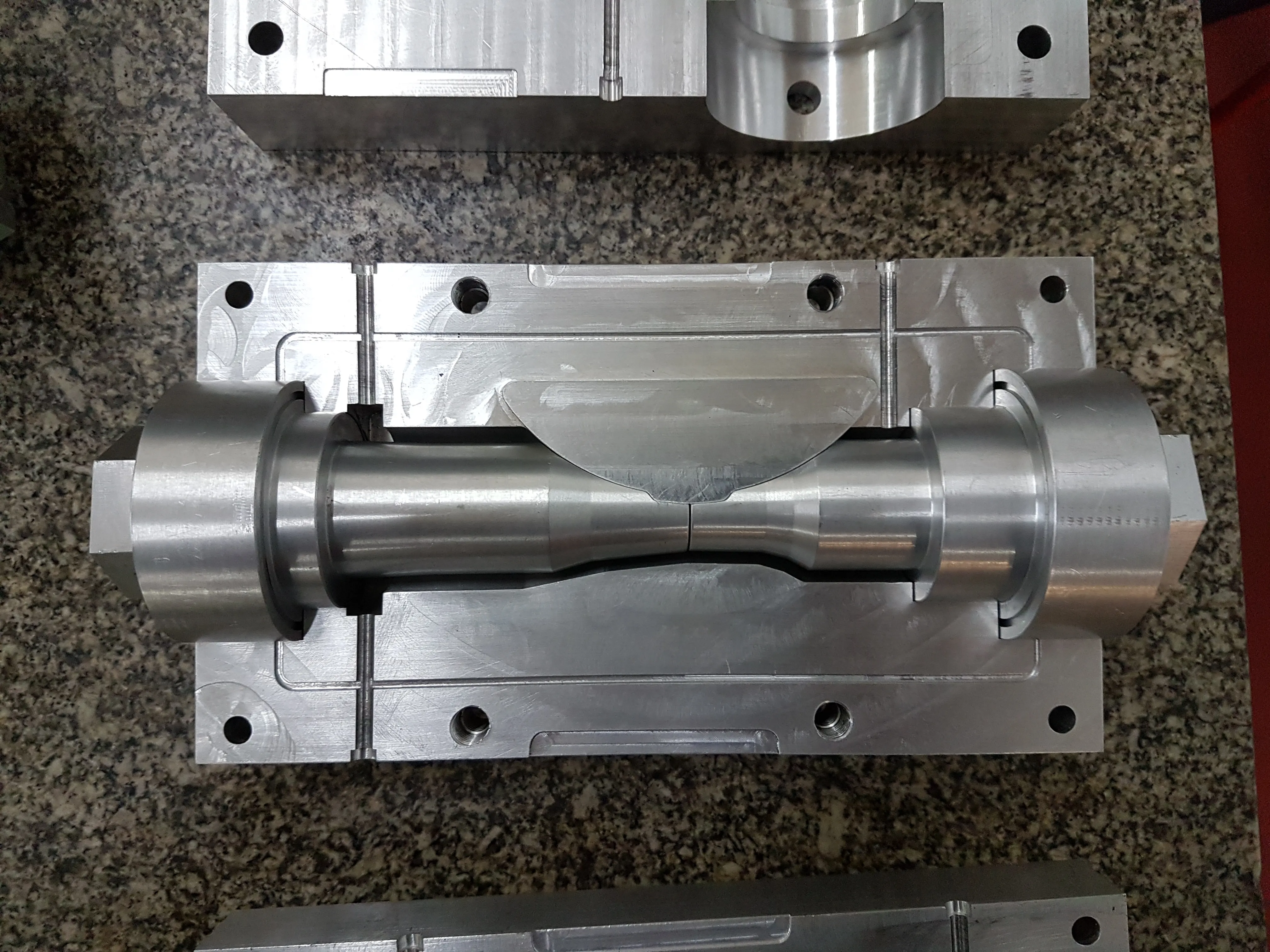Realizacja przemysłowa Machines Manufacturing